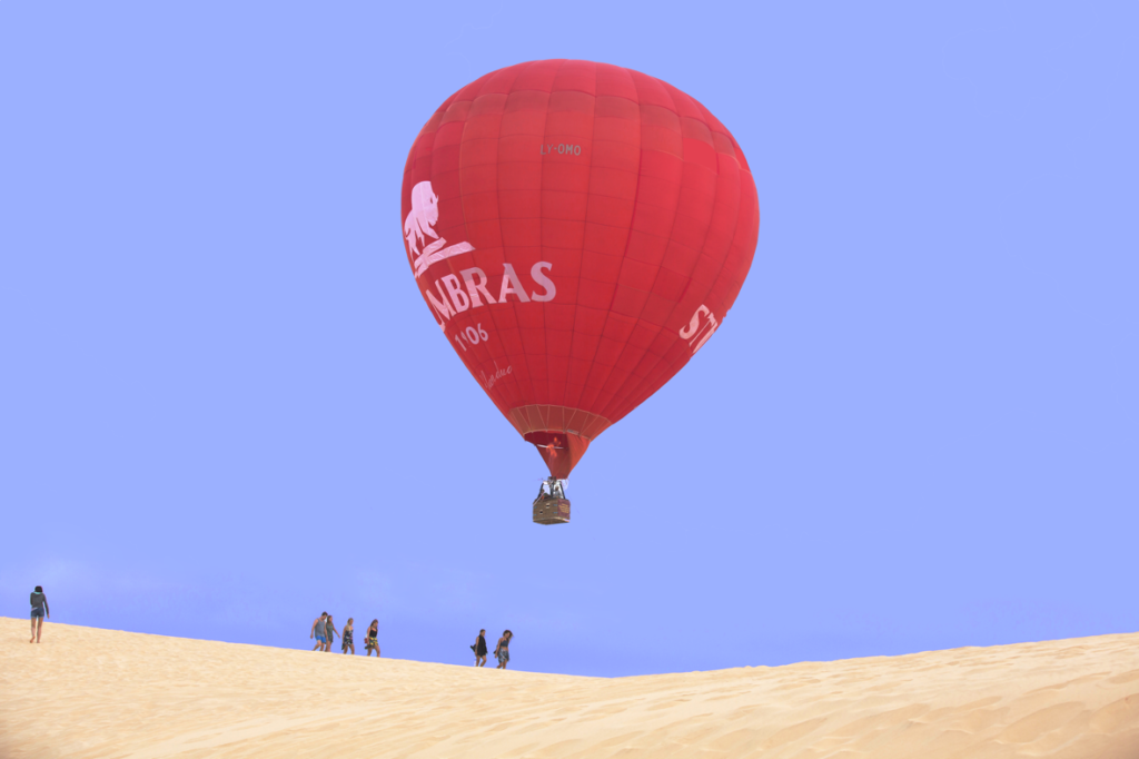 Dubai tour - Hot-air balloon 
