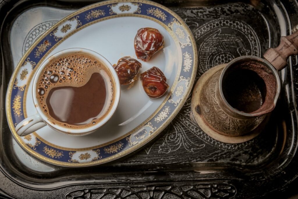 Things to do in dubai - Arabic coffeee and dates 