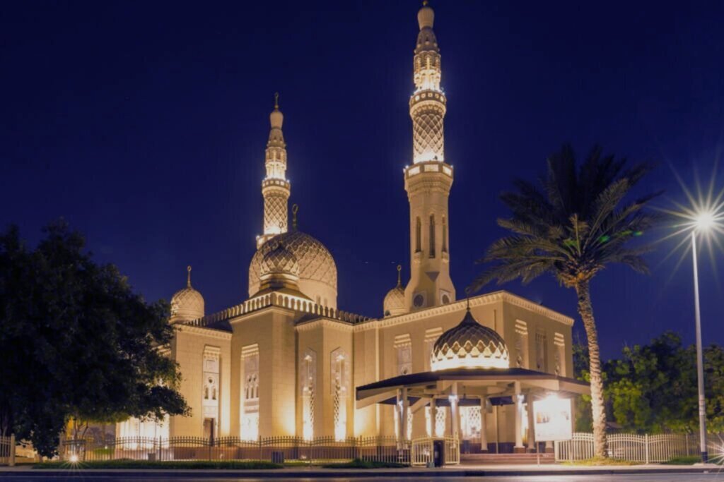 visit in Dubai-Jumeirah Mosque 