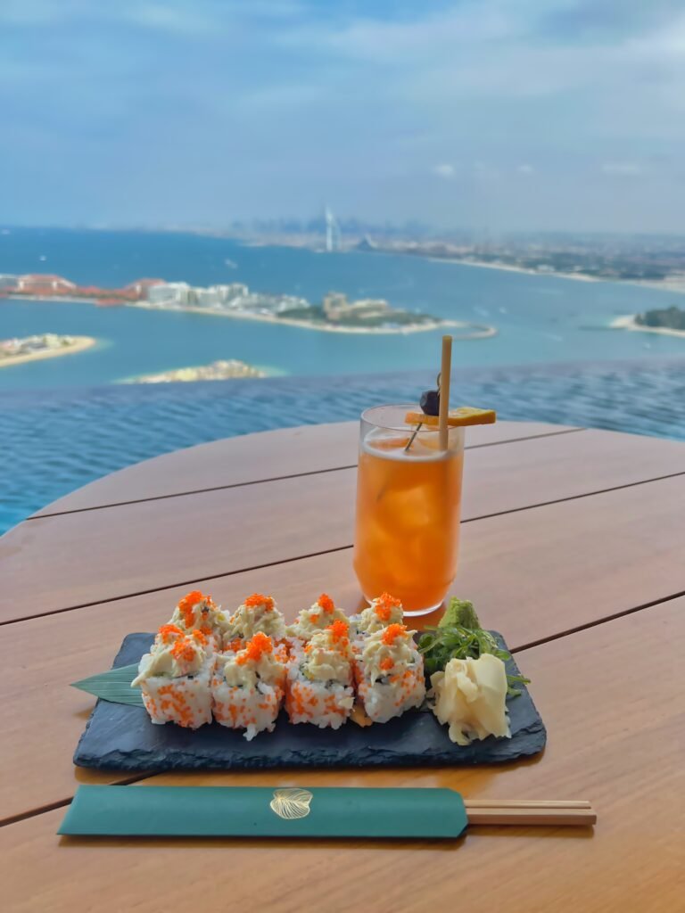 Dubai tour-Aura Sky pool